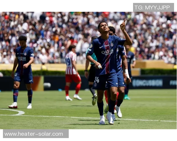 英超精彩对决巴黎圣日耳曼与那不勒斯战成平局十大进球瞬间回顾